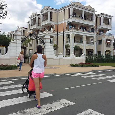 Appartement In Green Life Beach Sozopol
